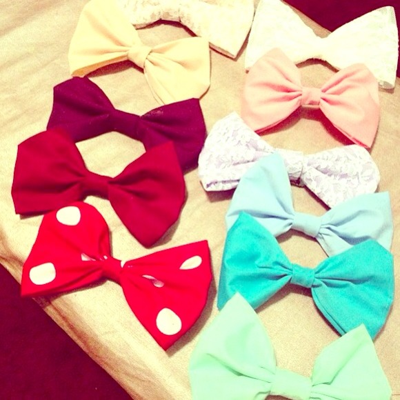 Hair bows 🎀