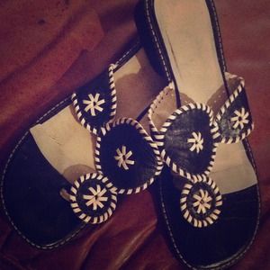 🐼Well loved! With some life left