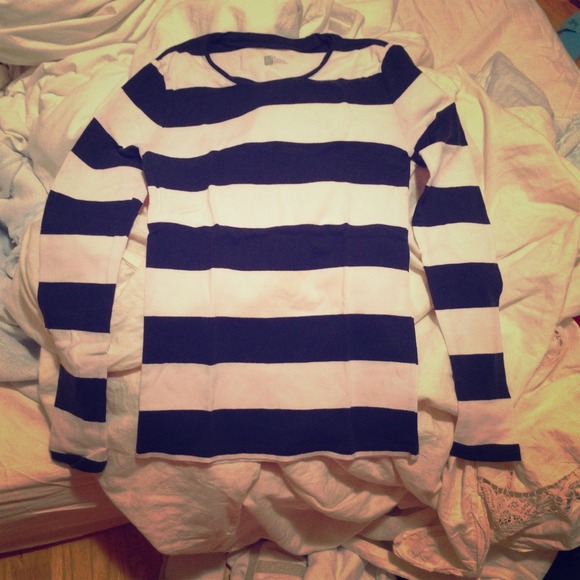 Gap favorite tee