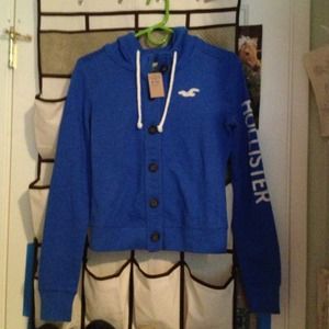 Bundle sweatshirt cami and flip flops