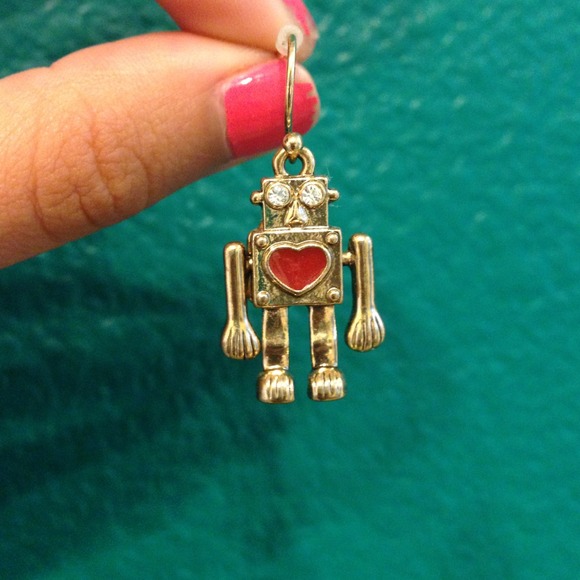 BUNDLE Betsey Johnson and Forever 21 Earrings!! - Picture 2 of 4