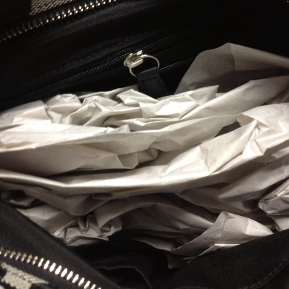 Brand new coach purse 💕✨ - Picture 3 of 4