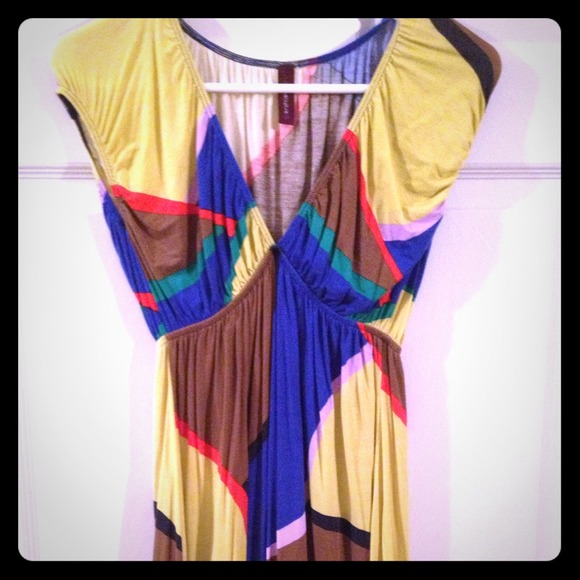 Graphic color jersey dress