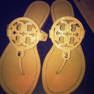 🔴Reduced!Tory Burch sandals Worn 1x.