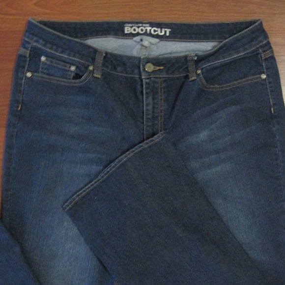 NY&CO Curvy Low Rise Bootcut Denim