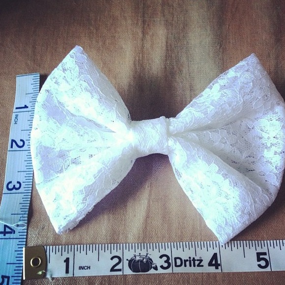 Hair bows 🎀