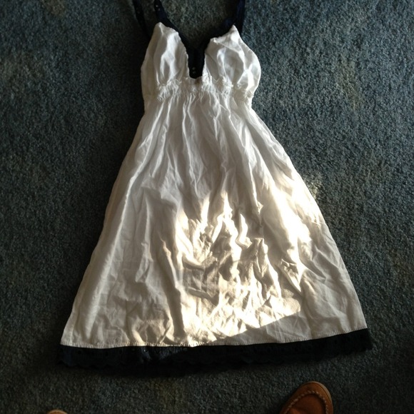 Brandy Melville summery dress
