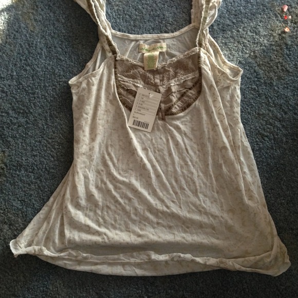UO bib tank