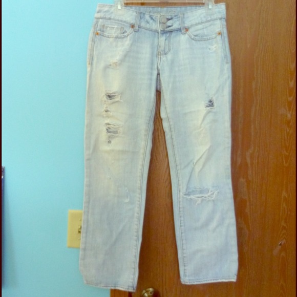REDUCED American Eagle denim capris