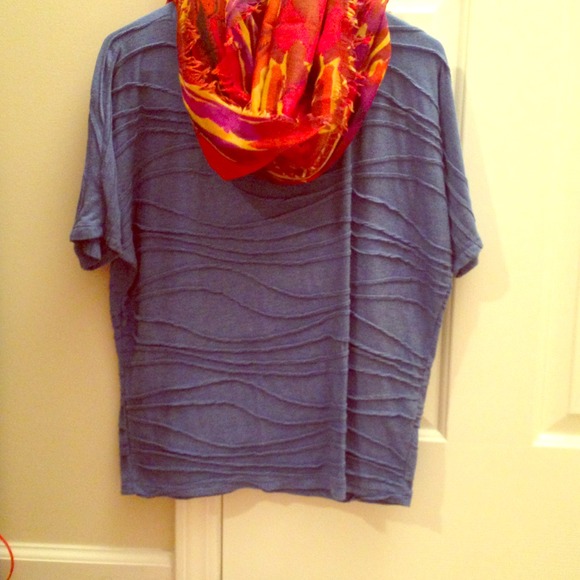 Patterned blue top