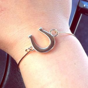 Lucky Horseshoe bracelet!