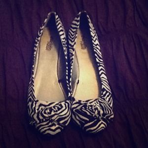 Charlotte Russe zebra flats