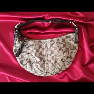 Authentic Coach Hobo.