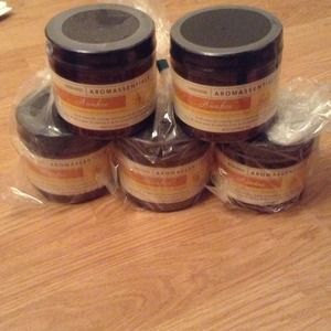 Arbonne aromassentials Awaken sea salt scrub