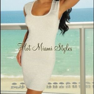 Shimmery light grey body-con dress
