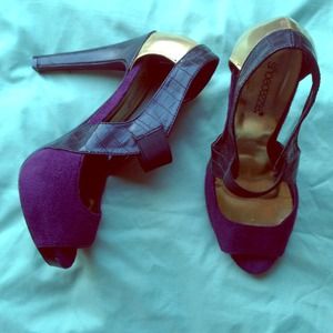 Shoedazzle purple gold heels 7.5.  Great condition