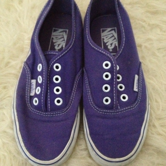 🔴sold in bundle🔴Purple Vans -sz.6.5🎀