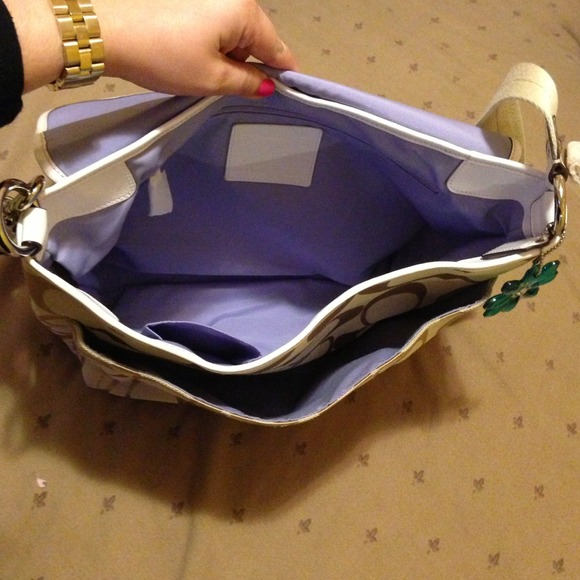 Authentic Coach Crossbody Logo Bag - Picture 2 of 4