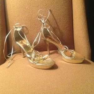 Sexy Gold strap up heels!!!