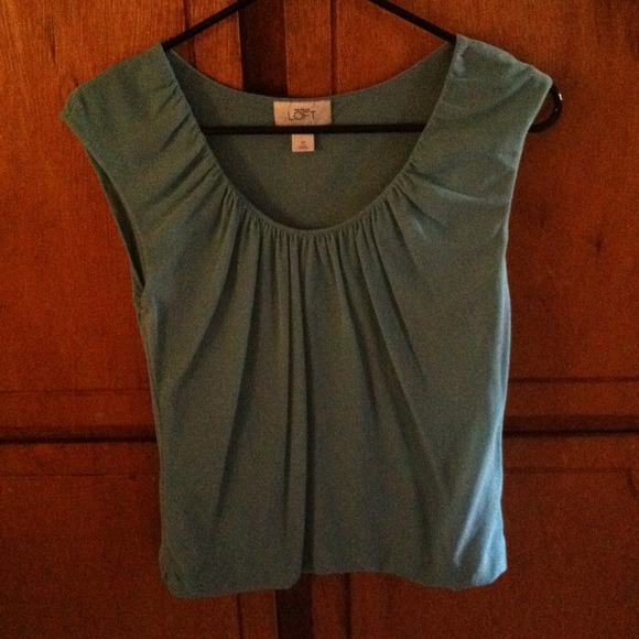 A Taylor Sleeveless shirt😁