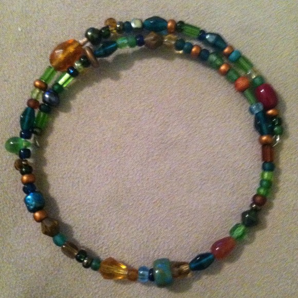 ⭐✅✅REDUCED!!✅✅ Beaded choker⭐