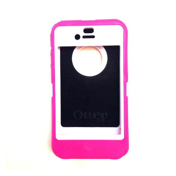 Pink&White iPhone 4/4s Otter Box with black clip