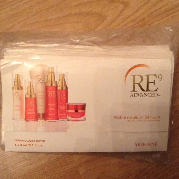 Arbonne RE9 Advanced sample pack facial kit