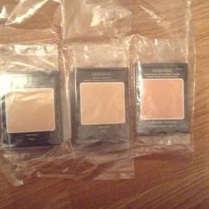 Arbonne foundation powder samples in 3 shades