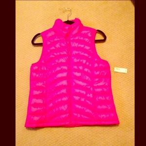 REDUCED! BNWT! Old Navy puffer vest