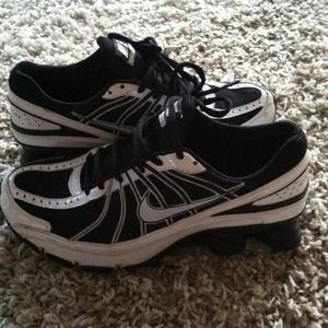 Nike Shox women's Size 9