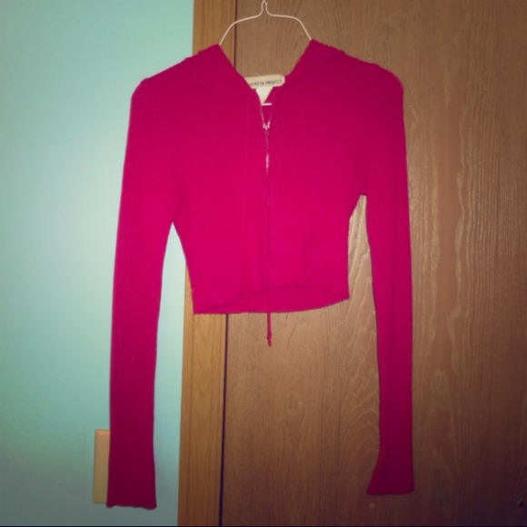 Cropped hooded sweater