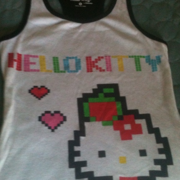 TRADeD-----Hello kitty tank top.