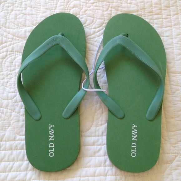 OldNavy flip flops