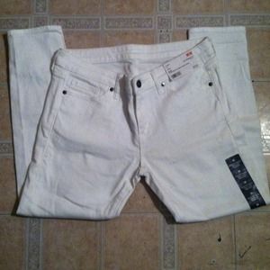 UNIQLO white ankle jeans