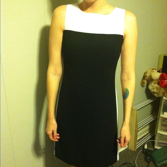 SOLD🎀 Mod Black & White Dress