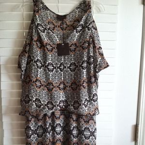 Anne Klein Size 6 Dress! Perfect for spring! ;)