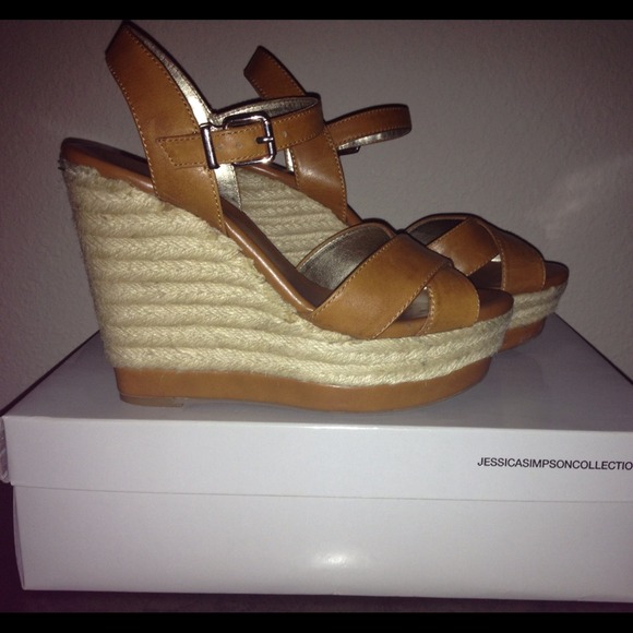 Jessica Simpson wedges