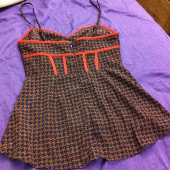 Tank - Picture 3 of 3