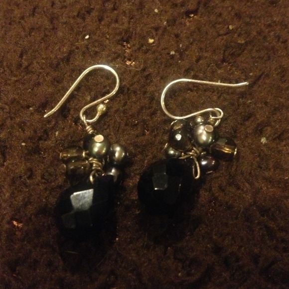 Beaded Necklace and Earring Set - Picture 3 of 3