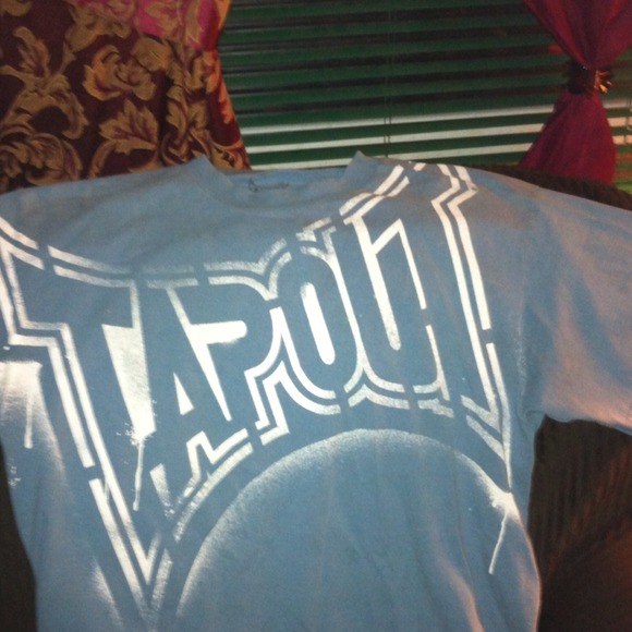 Blue Men's Tapout shirt