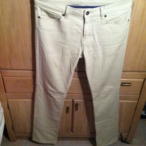 UNIQLO beige jeans