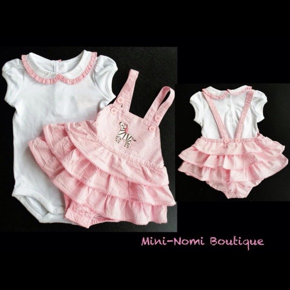 🔴SOLD 🔴Onesie and short ruffled overalls