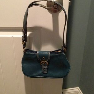Nine West purse! Perfect for a night out!!!