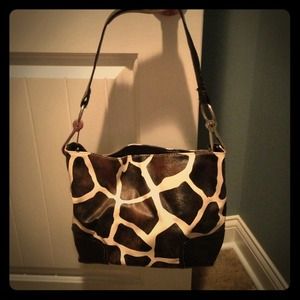 Cute bag! Animal print bag with magnetic closure!