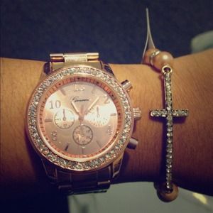 brand new rosegold watch with bracelet