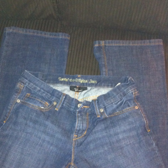 Levi jeans