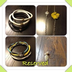 🚫Reserved🚫 for @luv2travel54