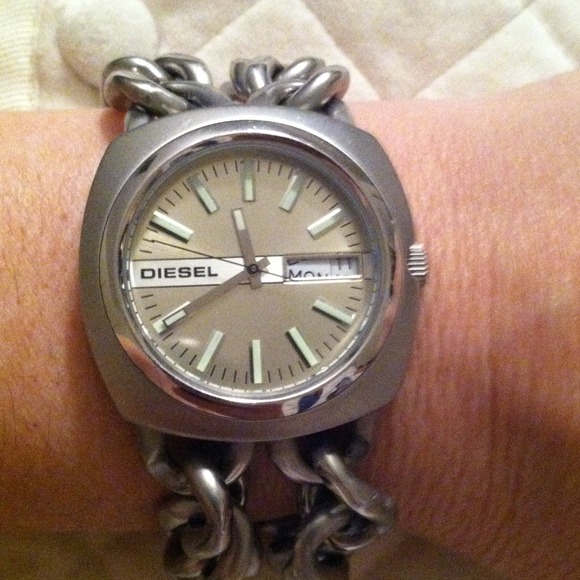 ⌚⌚Reserved for @mpr81 👜