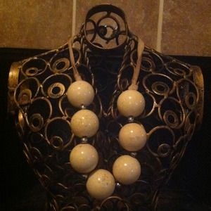 Beaded necklace