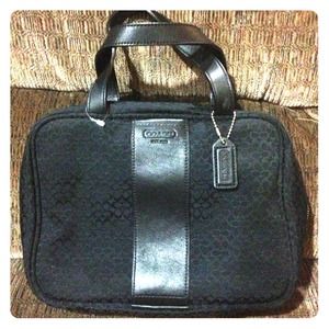 RESERVED Authentic Coach traveling bag (black)